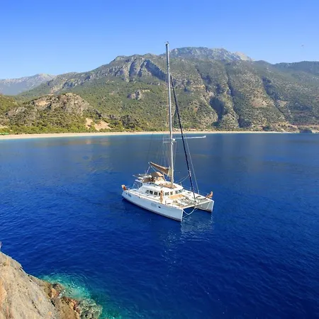 Sail Med Catamaran Botel Oludeniz